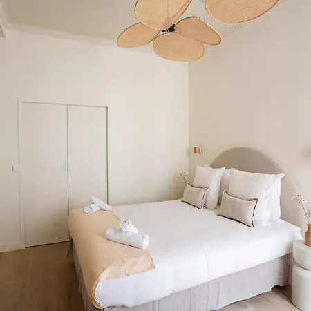 Daire The Liberty Beige Montmartre