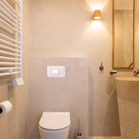 The Liberty Beige Montmartre Daire *